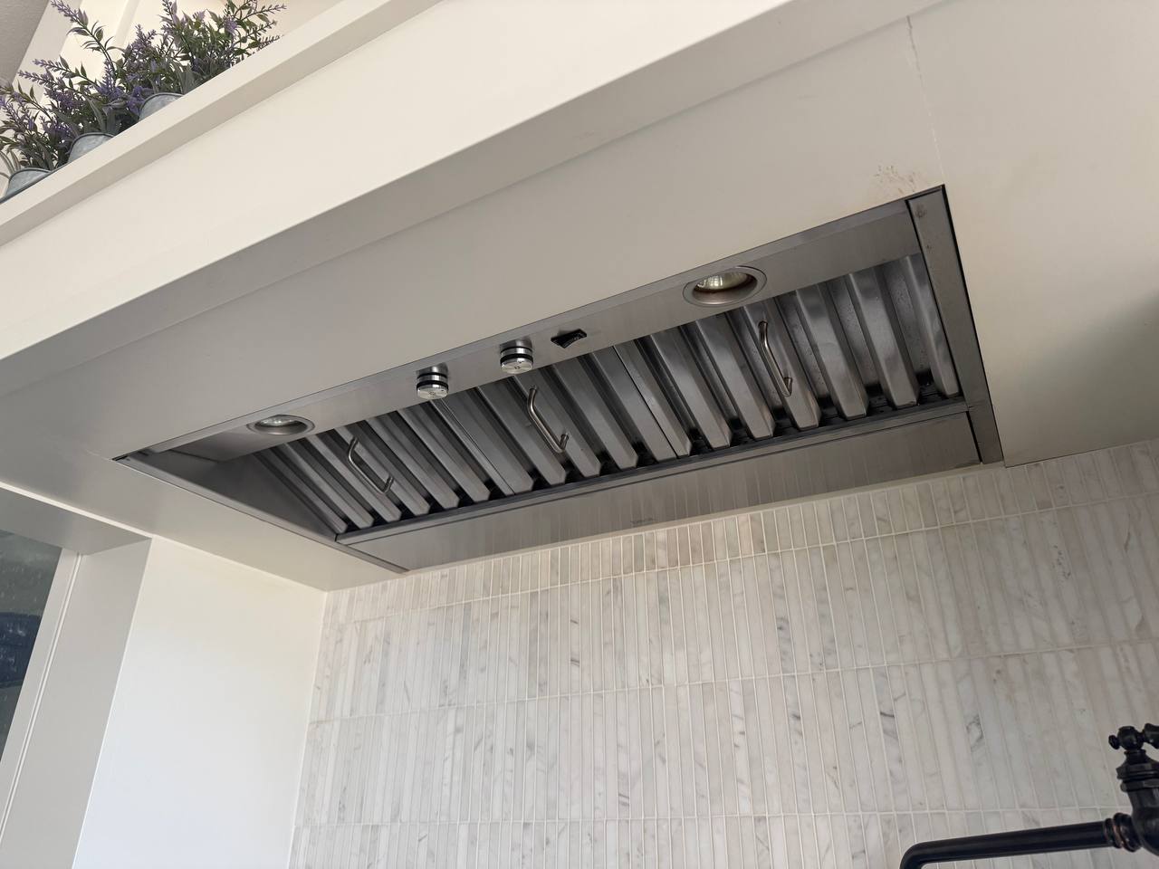 Best Range Hood, Moraga: No Airflow, New Blower Motor in Moraga, CA